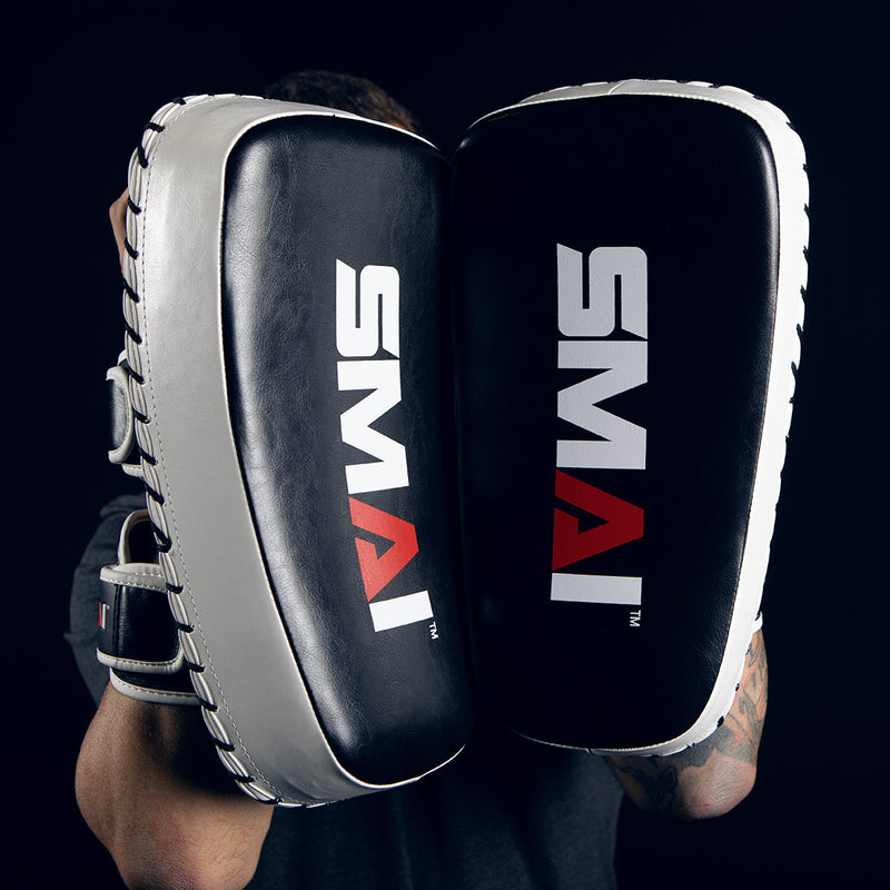 Load image into Gallery viewer, Essentials Muay Thai Pads
