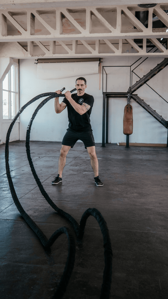 10 Battle Ropes Benefits » Hyperwear