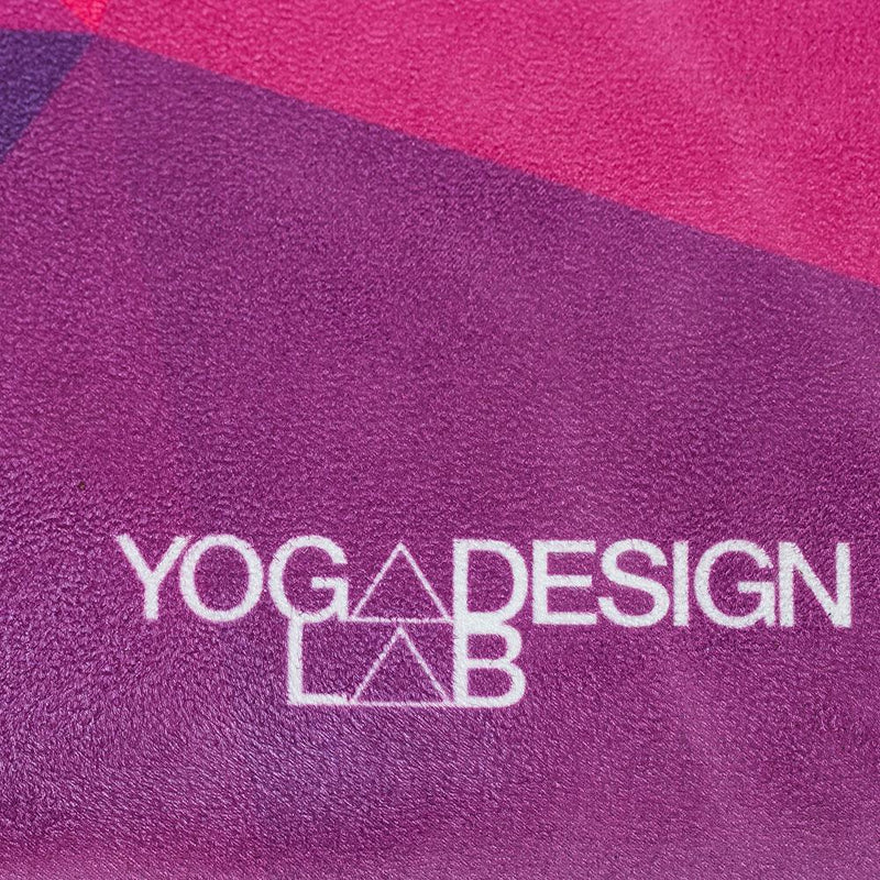 Load image into Gallery viewer, Combo Yoga Mat: 2-in-1 (Mat + Towel) - 1.5mm Geo - Lightweight, Ultra-Soft
