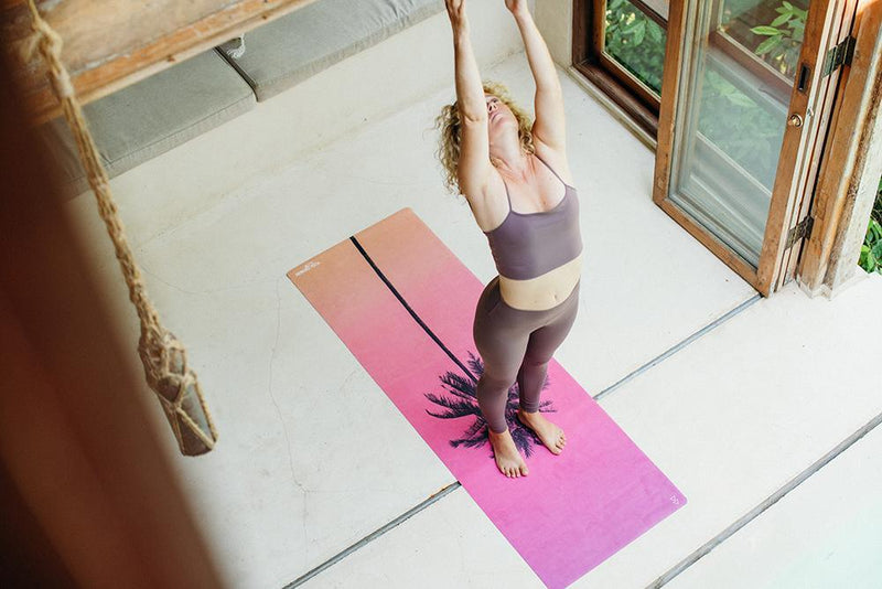 Load image into Gallery viewer, Yoga Design Lab - Combo Yoga Mat - Venice - 2-in-1 (Mat + Towel) 178 cm - Best For Hot Practices
