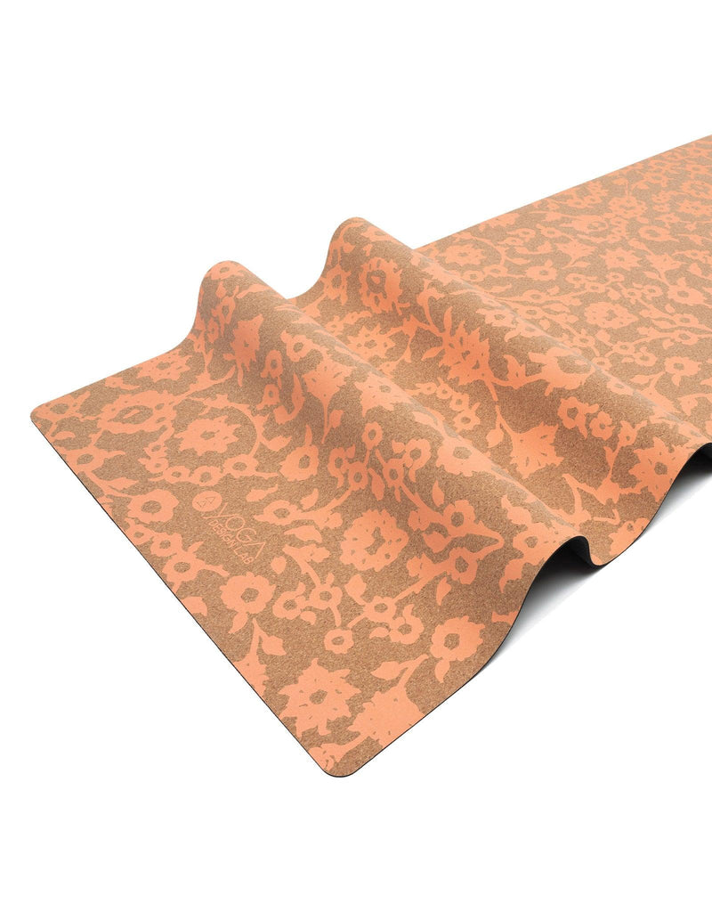 Load image into Gallery viewer, Yoga Design Lab - Cork Yoga Mat - Floral Batik Coral - 70&quot; (178 cm) - Best For Eco-Conscious Yogis
