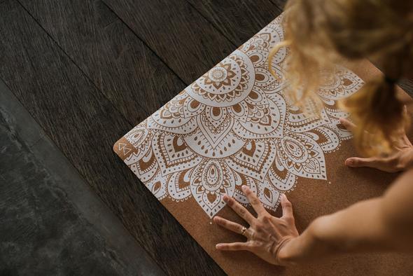 Load image into Gallery viewer, Yoga Design Lab - Cork Yoga Mat - Mandala White - 3.5 mm - Best For Eco-Conscious Yogis
