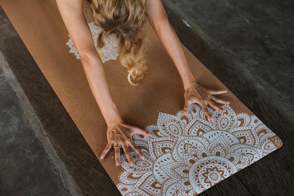 Load image into Gallery viewer, Yoga Design Lab - Cork Yoga Mat - Mandala White - 3.5 mm - Best For Eco-Conscious Yogis
