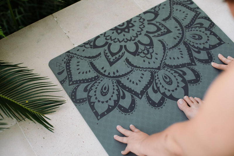 Load image into Gallery viewer, Flow Yoga Mat - Pure Mandala Charcoal 6mm - Ideal Mat For Beginners
