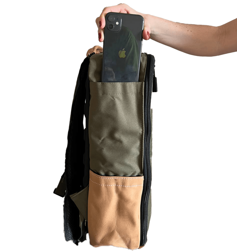 Load image into Gallery viewer, Legit Backpack 25 Liters
