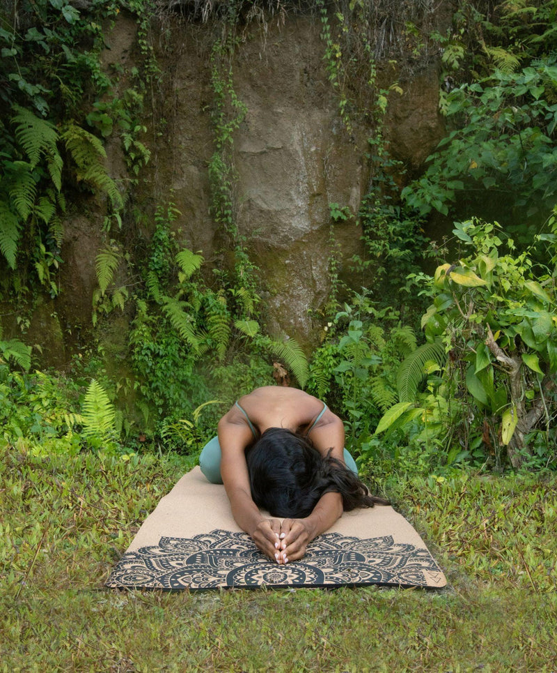 Load image into Gallery viewer, YDL Cork Yoga Mat - Best For Eco-Conscious Yogis
