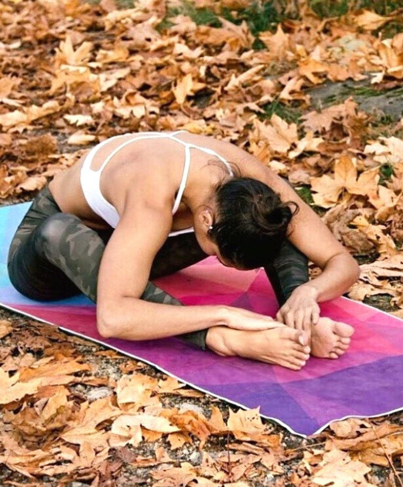 Load image into Gallery viewer, YDL Yoga Mat Towel - Ultra-Grippy, Moisture Absorbing &amp; Quick-Dry
